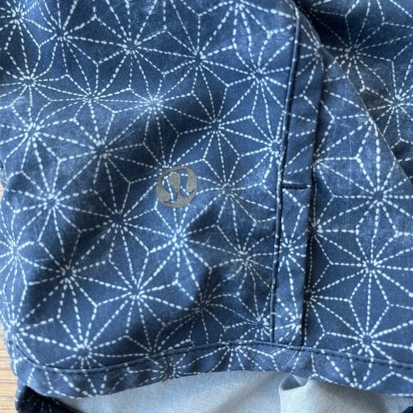 Lululemon Run Time Shorts Inkwell Sashiko Star sz 8 - Picture 4 of 5